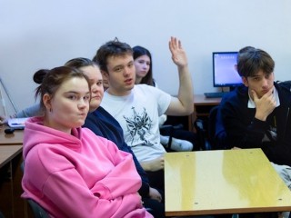 Лыткаринским студентам рассказали о тонкостях и преимуществах рабочих профессий
