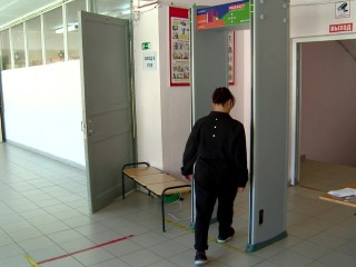 Безопасность во время проведения ЕГЭ в Реутове обеспечат учителя и сотрудники полиции