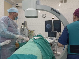 В Пушкинской больнице провели операцию с использованием новейшего оборудования