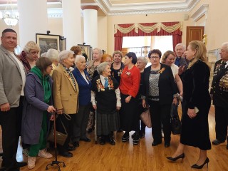 Юные артисты провели в Пушкино концерт для ветеранов и блокадников