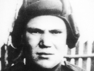 В Наро-Фоминске очистили от краски монумент героя Советского Союза Василия Пешехонова