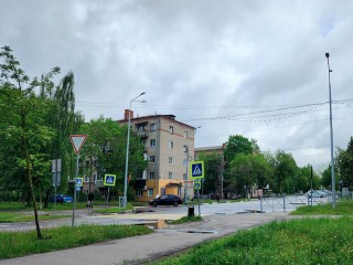 В Шатуре монтируют современные фонари наружного освещения