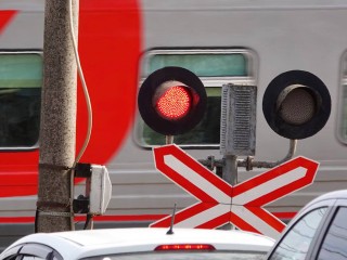 В Черустях 19 и 22 мая ограничат движение через железнодорожный переезд 158 км