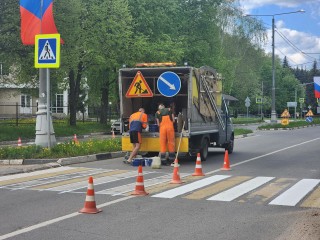 В Пущине на проспекте Науки обновили дорожную разметку
