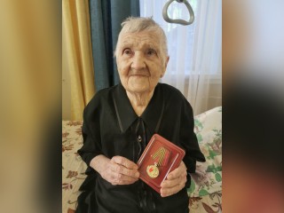 В Звенигороде молодежь провела интервью с ветераном швейного производства времен войны