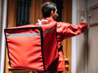 Курьер сбил девочку на машинке в Балашихе
