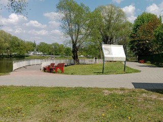 На Кожурновском пруду в Бронницах теперь можно экологично покормить уток