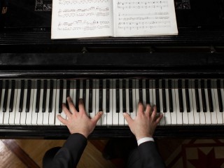 Усадьба «Плещеево» в Подольске примет в дар рояль для музыкальных вечеров