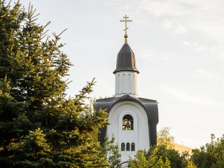 Какой сегодня праздник по церковному календарю: приметы, традиции и запреты