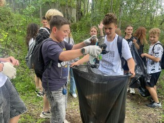 Какую зарплату получит подросток за уборку дворов, улиц и скверов в Серпухове