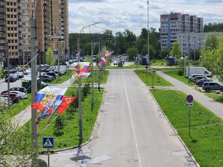 Улицы в Лосино-Петровском украсили к 80-летию Победы