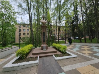 Сквер Михаила Кузнецова реконструируют в Пущине до конца года