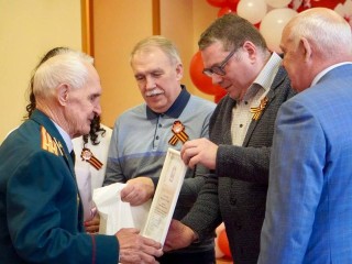 Дети войны в Можайске принимали поздравления с 80-летием Победы