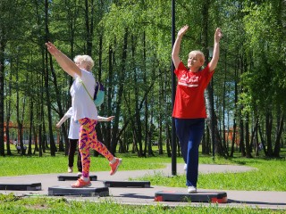 В Химках летом пройдут бесплатные тренировки для старшего поколения