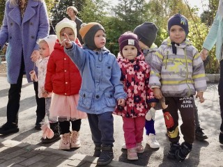 Какие имена мальчиков и девочек чаще всего слышны на улице в 2025 году
