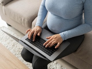 Закон об увеличении пособий беременным студенткам рассмотрят в приоритетном порядке