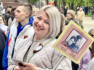«Журавли» и «Катюша»: в Наро-Фоминске жители города спели песни Победы в парке