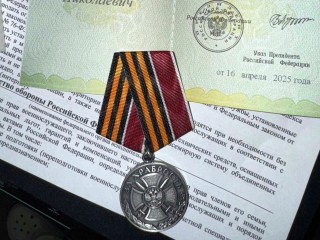 Балашихинский фельдшер получил две награды на СВО