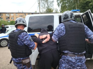 Полицейские задержали с поличным мигранта-наркодилера в Домодедове