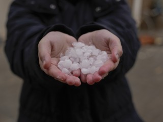 В Дмитрове заметили град размером с горошину