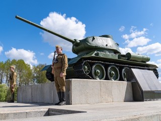 Гостей «Бородинского поля» в канун Дня Победы ждут спектакль, интерактивы и автокинотеатр