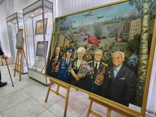 В Лобне открылась выставка «Победный май» о Великой Отечественной войне