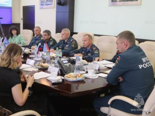 Глава подмосковного МЧС провел первую встречу с журналистами