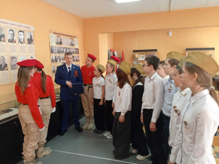 Работник каширской прокуратуры провел урок мужества для школьников из Зендикова