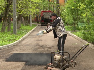 В Реутове 12 участков пешеходных дорожек ждут ремонта