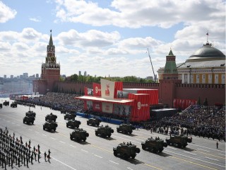 Узница концлагерей из Лосино-Петровского посмотрела парад Победы на Красной площади