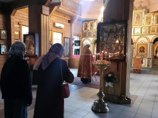 Выпускники школ Мытищ заручились молитвенной помощью перед ЕГЭ и ОГЭ
