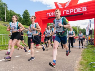 Истринцы преодолели 8 км испытаний во время «Гонки героев»