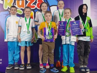 Клинские пловцы привезли из Рузы шесть медалей