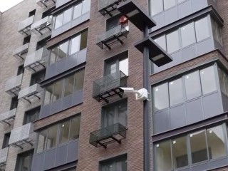 Неисправный лифт починили в доме для переселенцев в Мамонтовке
