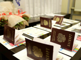 Фрязинские подростки могут превратить процедуру получения паспортов в праздник