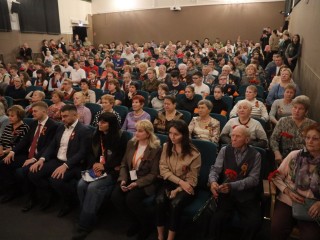 Спектакль на сцене Семхозского театра удивил зрителей и напомнил о Победе