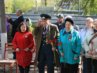 К 80-летию Победы в сквере Долгова установили новую мемориальную плиту с именами пропавших без вести