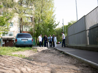 Владимир Волков поручил устранить недочеты в работе подрядчика в пос. Вуги