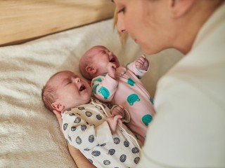 Детская больница МОЦОМД получила новый транспортный инкубатор для новорожденных
