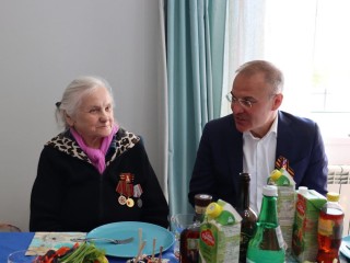 Ветерана Великой Отечественной войны Галину Плешакову поздравил депутат Госдумы