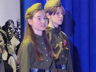 Гимназисты из Сергиева Посада заставили плакать зал спектаклем о войне