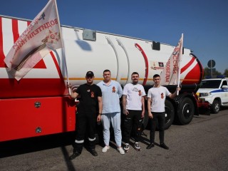 «Водители России» из Подольска провели патриотический автопробег по городам-героям страны