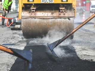 Новую дорогу для жителей ЖК «Солнечная система» достроят в июне этого года