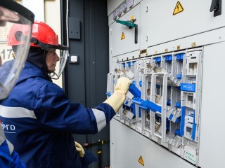 Работы на электросетях на ул. 8 марта в Серебряных Прудах завершатся до 17:00
