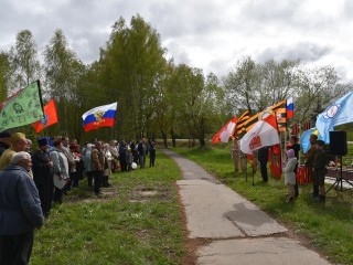 Лотошинцы почтили память павших воинов у братской могилы