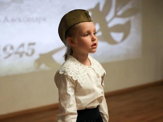 Школьники Мытищ прочитали произведения поэтов-фронтовиков на конкурсе