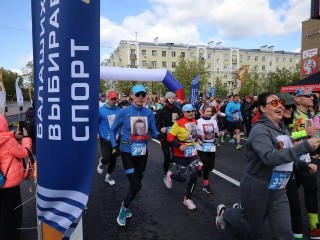 Патриотический забег «Эстафета памяти» прошел в Балашихе