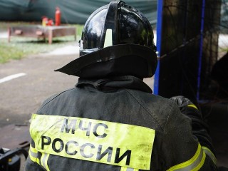 Спасатели помогли семерым пострадавшим в ДТП в Подмосковье