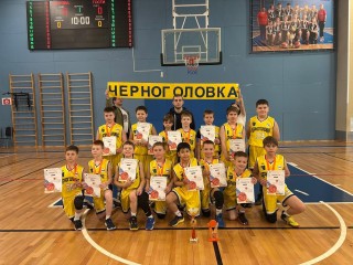 Дети-баскетболисты из Черноголовки получили золото на первенстве округа
