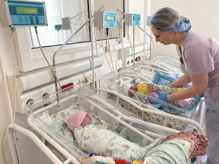 Почти 700 единиц оборудования закупят для подмосковных перинатальных центров